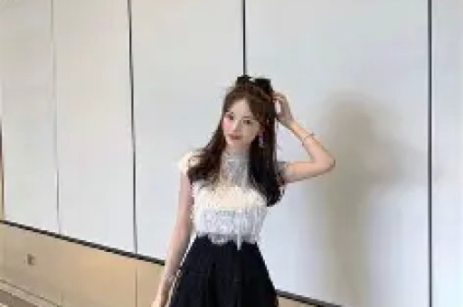 他是著名演员总演坏蛋导致57岁才结婚妻子至今都没有露过面 他是著名演员总演坏蛋导致57岁才结婚妻子至今都没有露过面