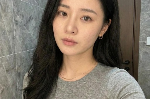 网红司晓迪直播骂白鹿“素颜普通、媚男看不起人”!评论区翻车连闺蜜都拆台蹭热度翻车最快的一次 网红司晓迪直播骂白鹿“素颜普通、媚男看不起人”!评论区翻车连闺蜜都拆台蹭热度翻车最快的一次