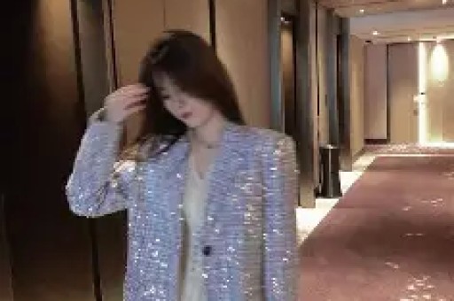 冉莹颖人设崩了想和邹市明收入AA女方账号被冲 网友神评太扎心 冉莹颖人设崩了想和邹市明收入AA女方账号被冲 网友神评太扎心