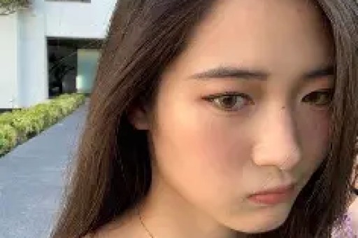 揭秘吃瓜群背后的真相:美女瓜友真能带来快乐吗? 揭秘吃瓜群背后的真相:美女瓜友真能带来快乐吗?